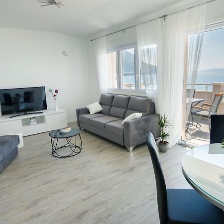 Apartmani Ticinovic Omiš Extérieur photo