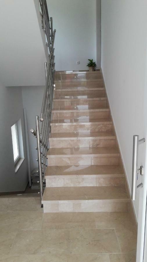 Apartmani Ticinovic Omiš Extérieur photo