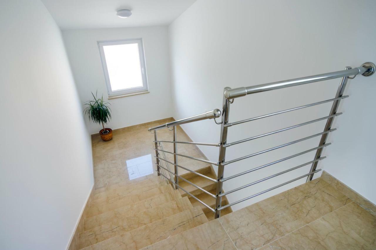 Apartmani Ticinovic Omiš Extérieur photo