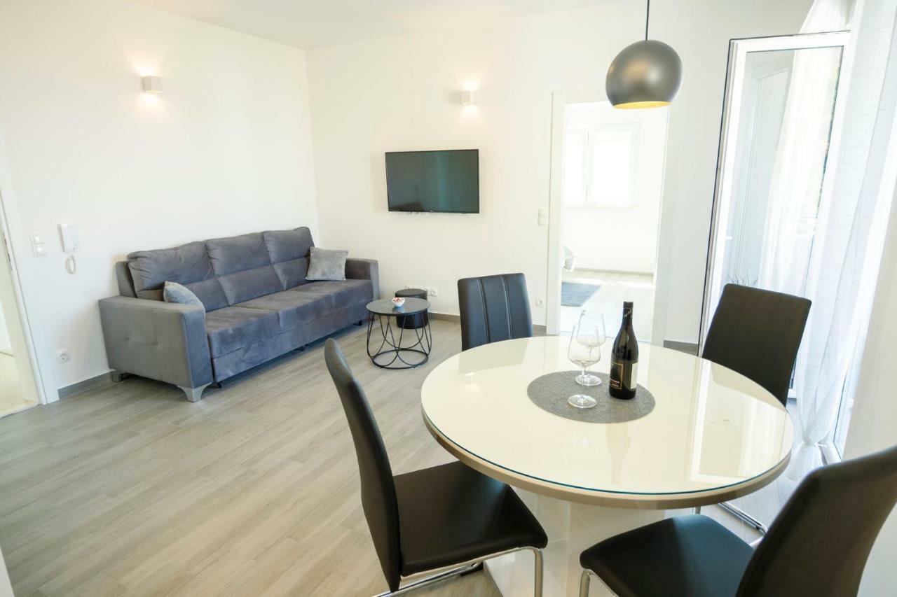 Apartmani Ticinovic Omiš Extérieur photo